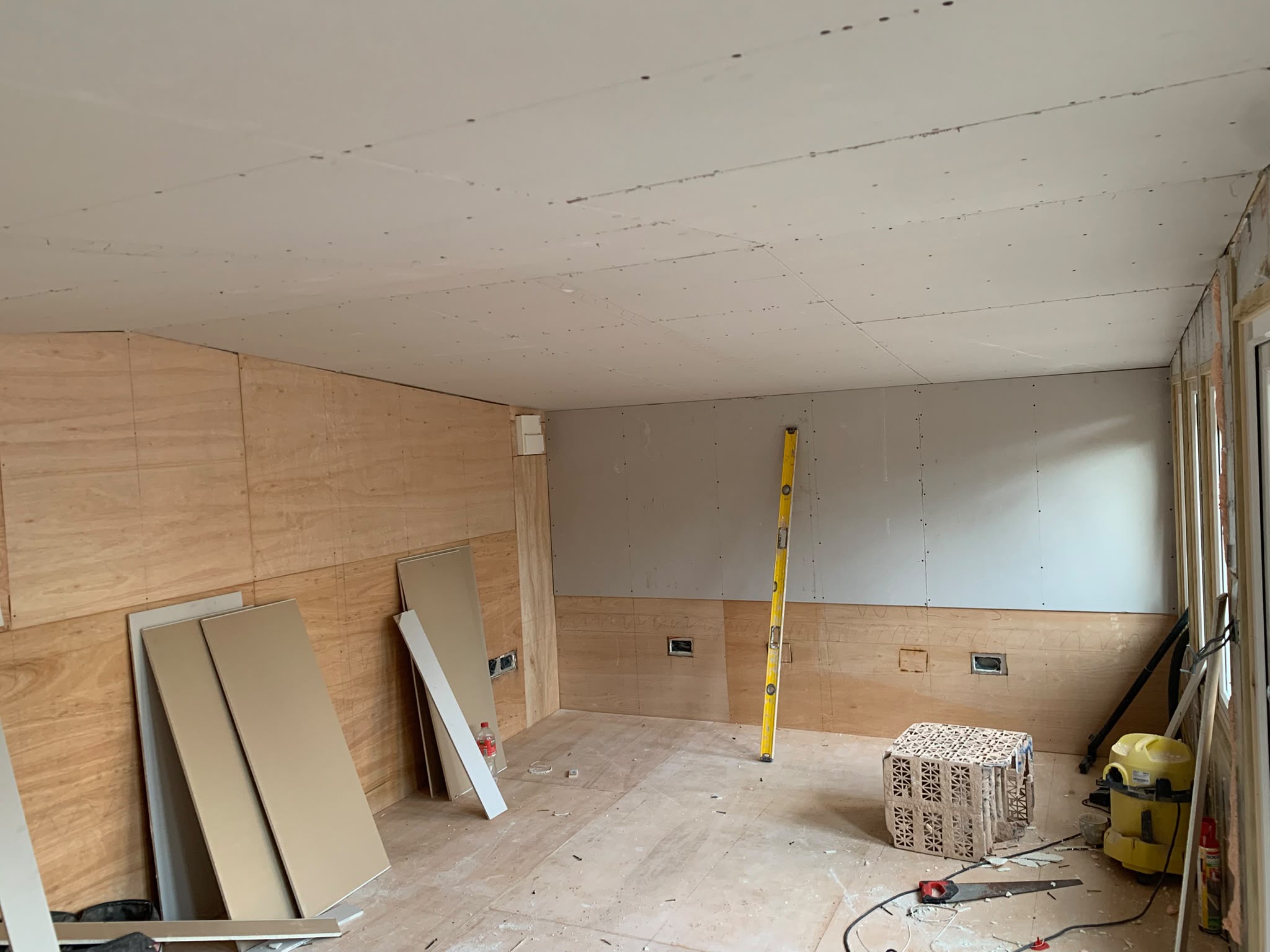 Outbuilding transformation — project photo 3